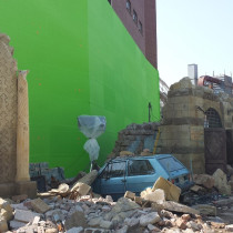 Destroyed Caïro set. Sculpted in styro covered with hard plaster or cement. Insertion of plaster elements also fabricated by sculptors-plasterers team.