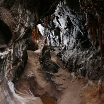 EDGE OF CHASM set – Details of finished decor