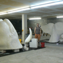 LE SENS DE L'HUMOUR  2010 - Beluga sculpted by Steve Totev, Lucie Fournier, Linda Bicari and Annie Verdon